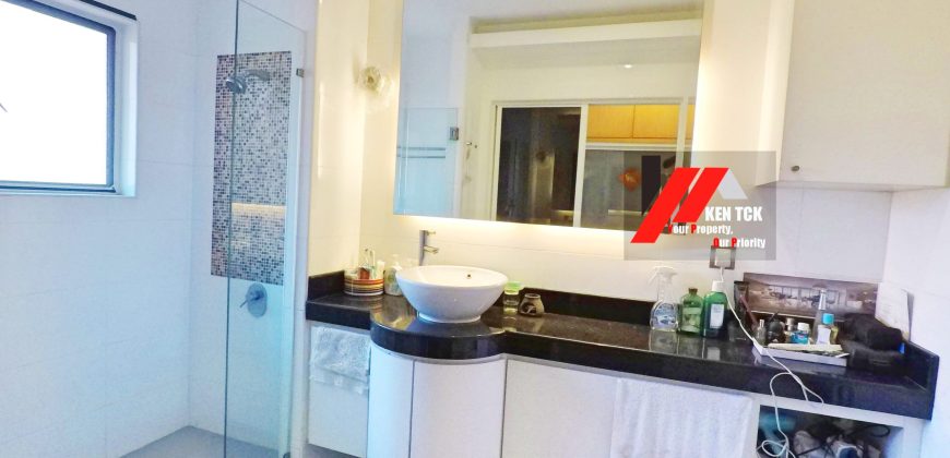 Damansara Legenda 3 Storey Semi Detached