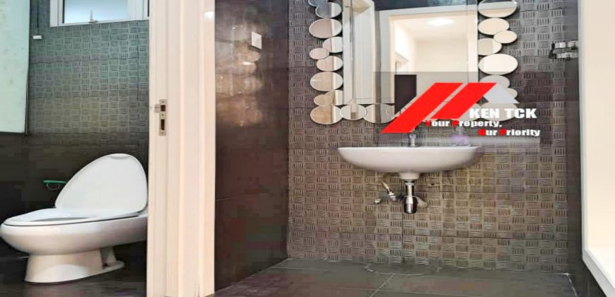 Aman Suria Corner 2 Storey Semi Detached