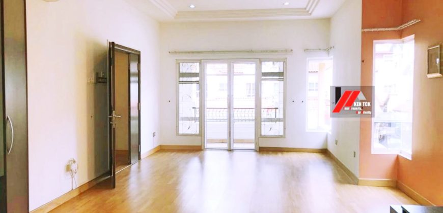 Damansara Legenda 3 Storey Semi Detached @ Ara Damansara