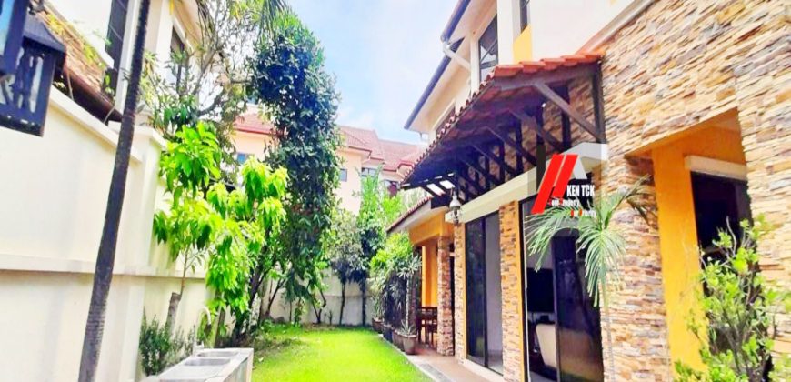 Aman Suria 2 Storey Bungalow