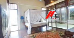 Tropicana Indah Bungalow With Golf View & Swimming Pool
