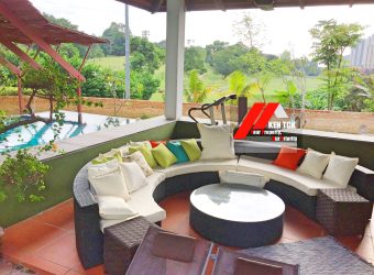 Tropicana Indah Bungalow With Golf View & Swimming Pool