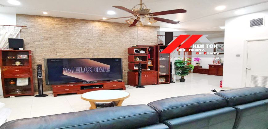 Damansara Legenda 3 Storey Semi Detached