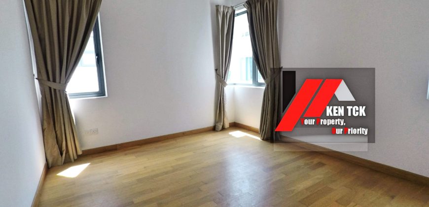 Casabella 3 Storey Zero Lot Bungalow @ Kota Damansara