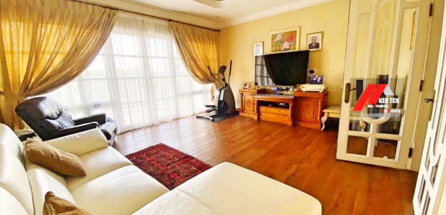 Tropicana Golf & Country Resort Colonial Design Bungalow With Golf View @ Tropicana