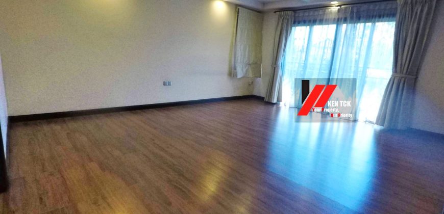 Seksyen 8 Pekaka Lake Side 2 Storey Semi Detached @ Kota Damansara