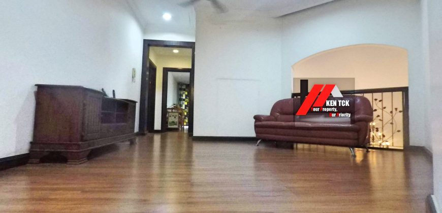 Seksyen 8 Pekaka Lake Side 2 Storey Semi Detached @ Kota Damansara