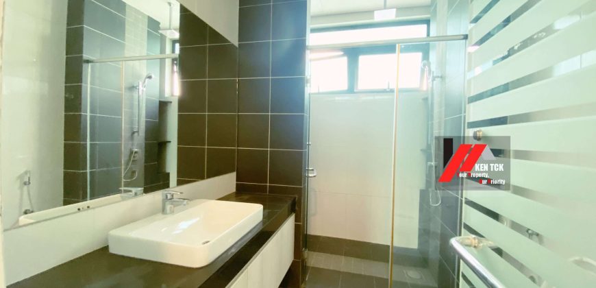 Casabella 3 Storey Bungalow @ Kota Damansara