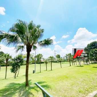 Tropicana Golf Bungalow With Center Courtyard Design @Tropicana