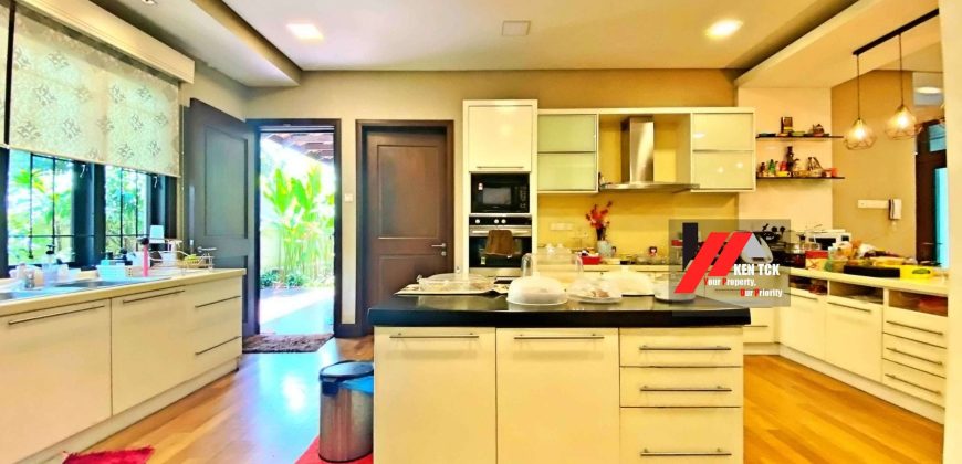 Tropicana Indah Tropical Balinese Garden Bungalow @ Tropicana