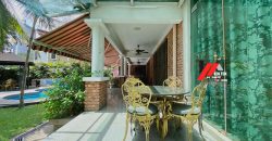 Bungalow with Pool & Golf View, Tropicana Indah