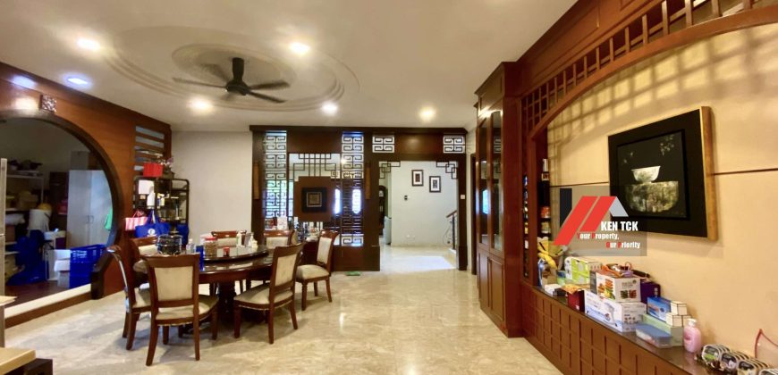 Bungalow With Golf View, Tropicana Indah