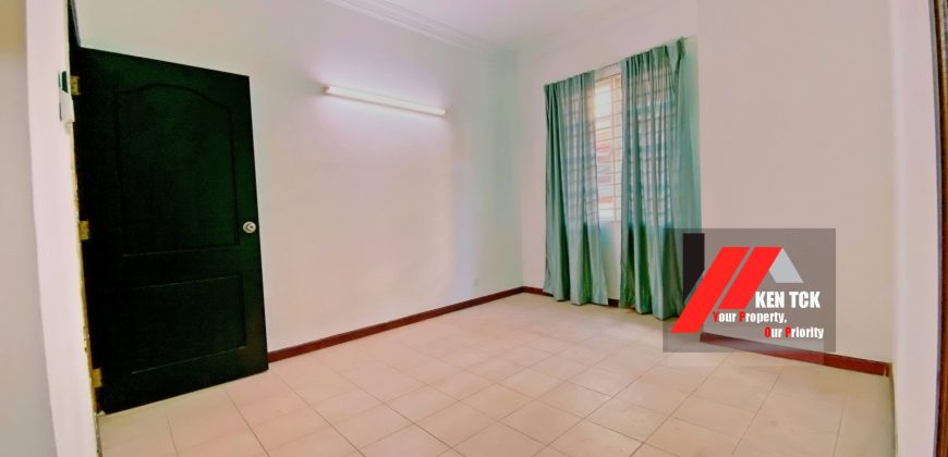 Tropicana Golf & Country Resort 2 Storey Semi D