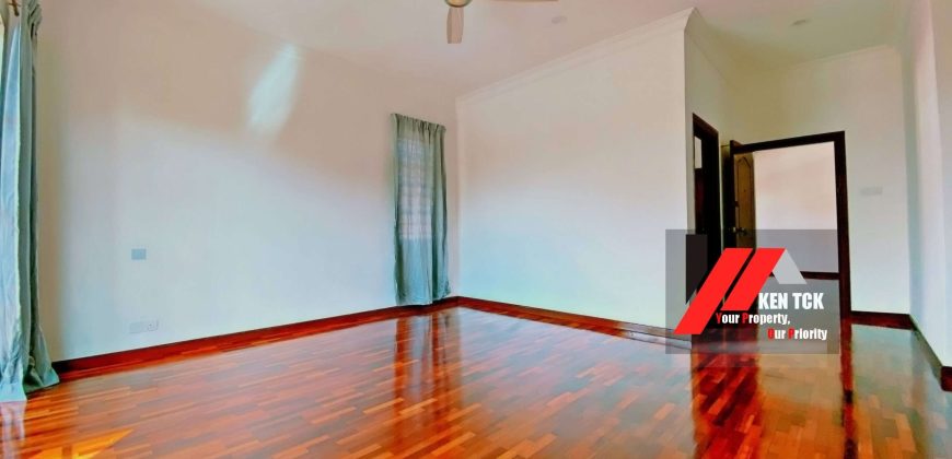 Tropicana Golf & Country Resort 2 Storey Semi D