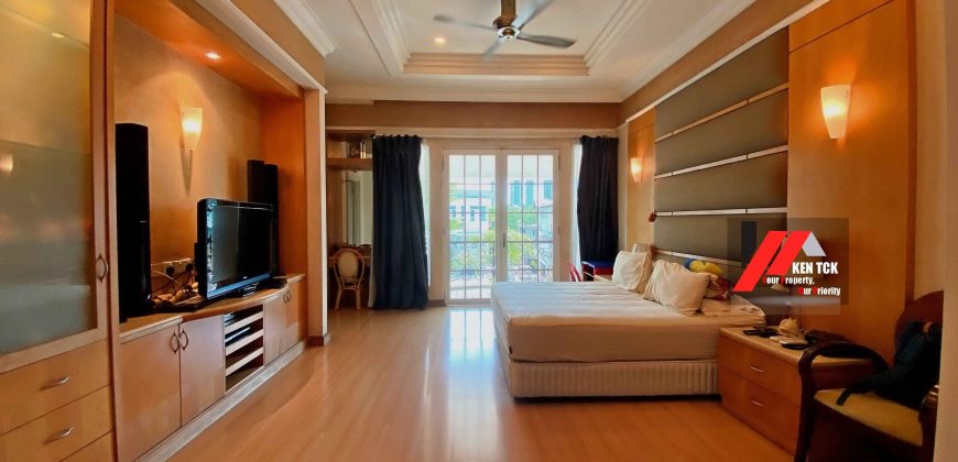 Luxury Modern Bungalow, Tropicana Golf